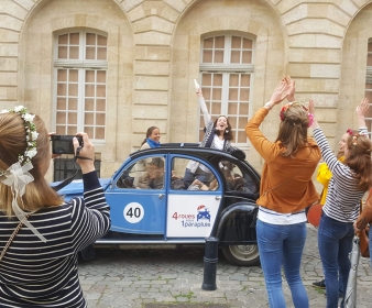 2CV rally for Bachelorette Party in Bordeaux