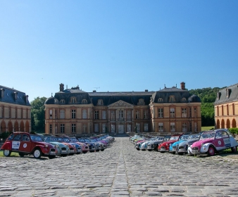 Chevreuse Valley rally in 2CV