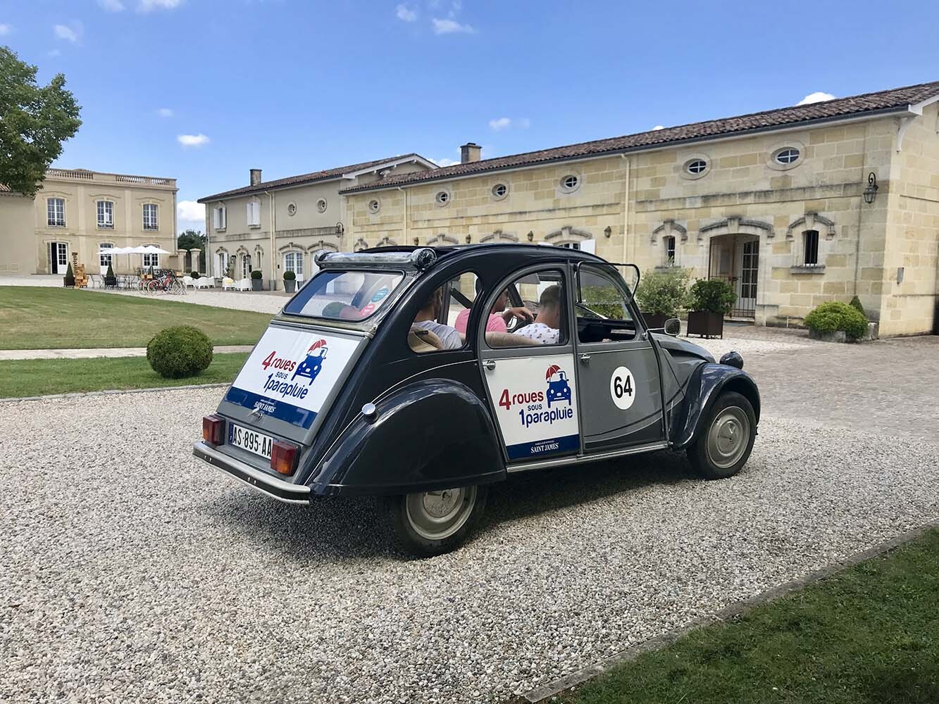 Wine tour Bordeaux en 2CV